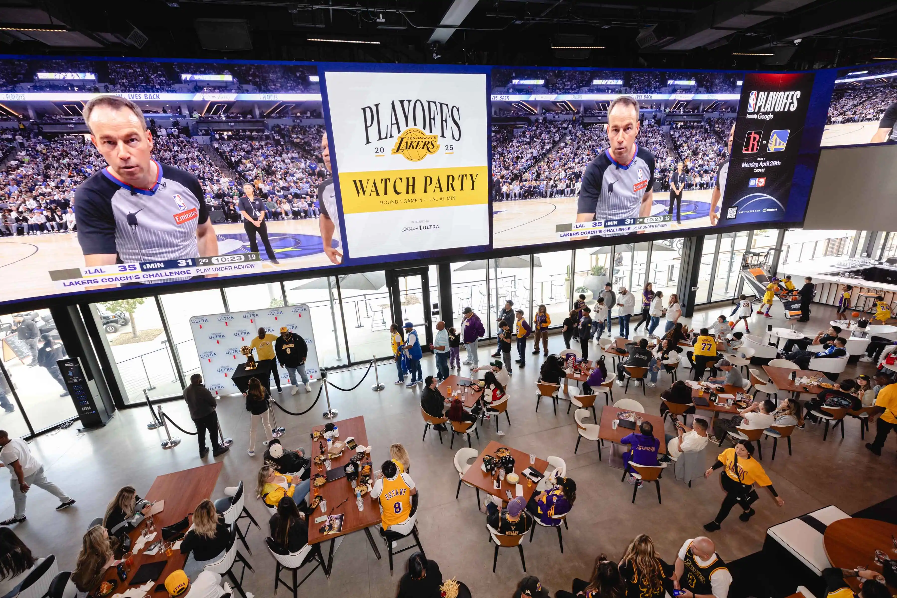 The Ultimate Fan Experience: Top 8 NBA Moments at Cosm This Season