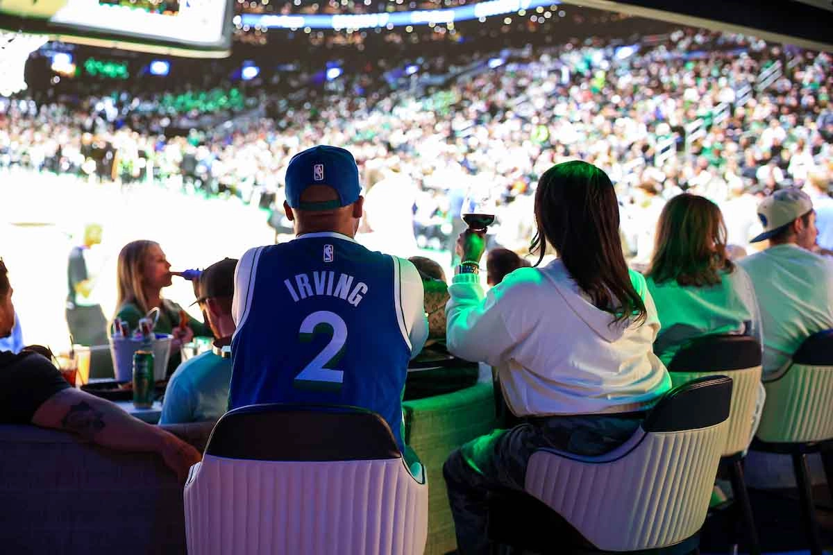 The Ultimate Fan Experience: Top 8 NBA Moments at Cosm This Season