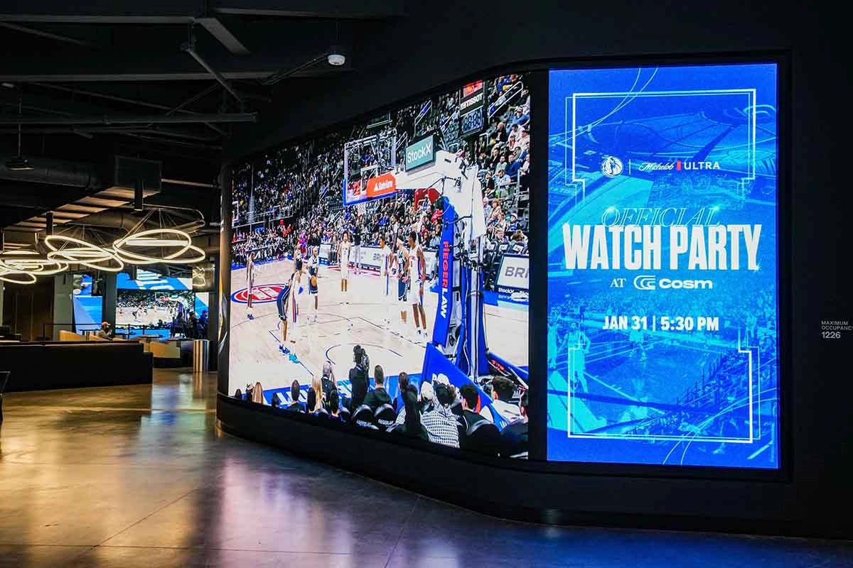 The Ultimate Fan Experience: Top 8 NBA Moments at Cosm This Season